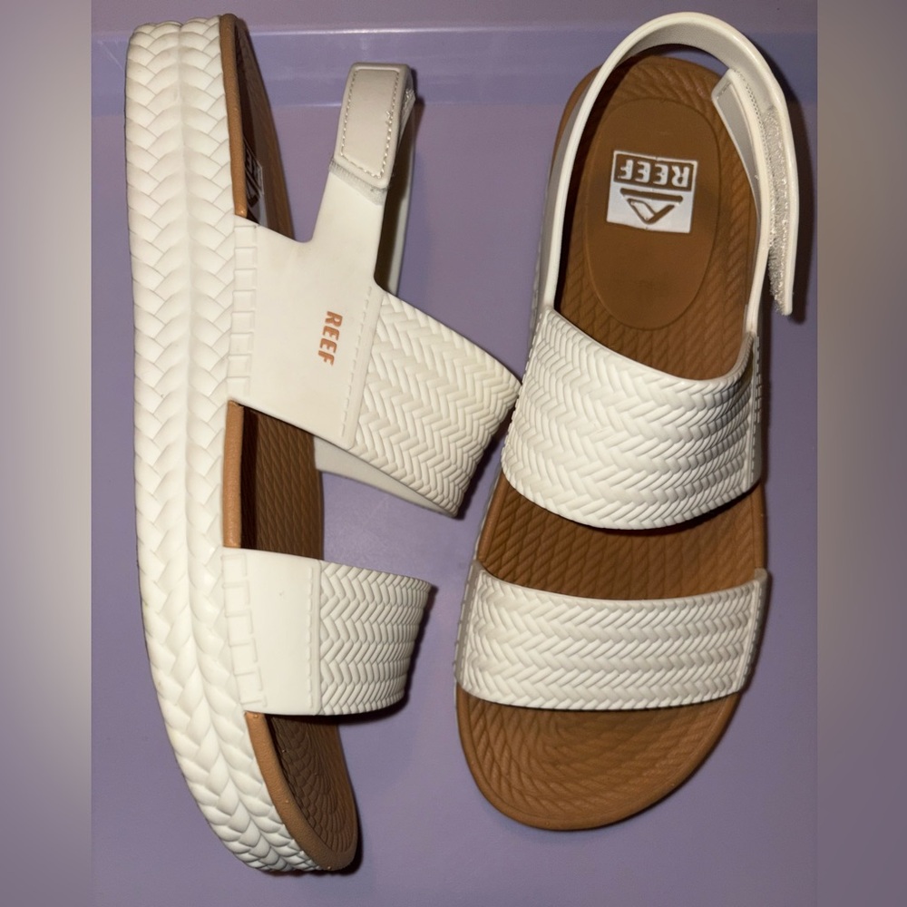 Reef White and Tan Woven Sandals